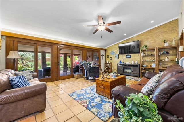 1404 Tulip Avenue, Mcallen, TX 78504