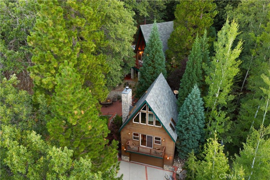 Image 2 of property listing at 27710 West Shore Road, Lake Arrowhead, CA 92352