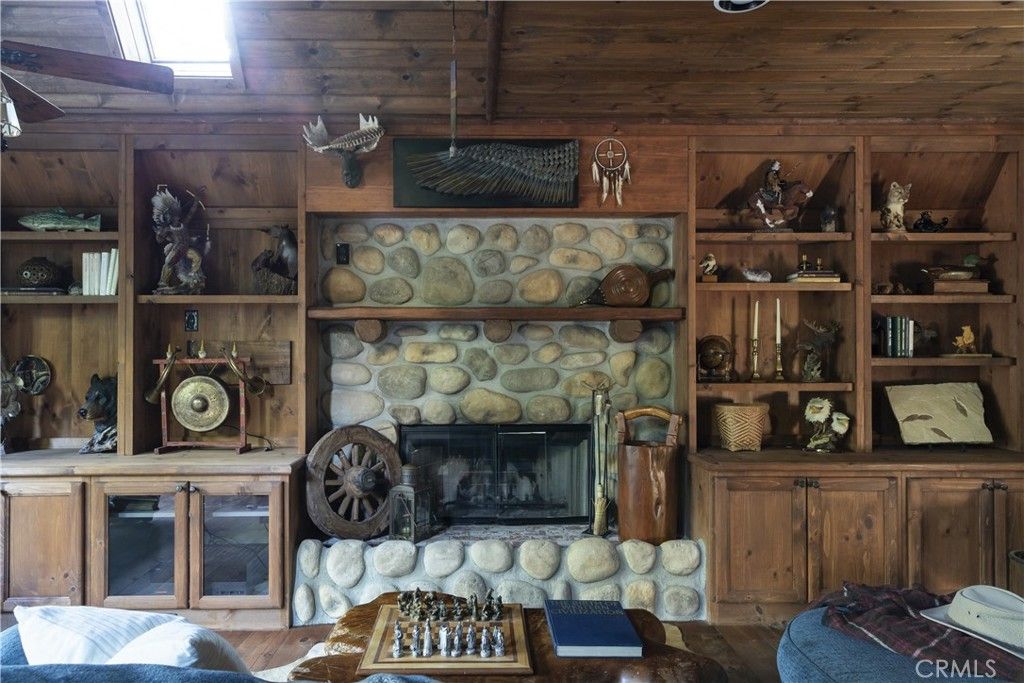 Image 23 of property listing at 27710 West Shore Road, Lake Arrowhead, CA 92352