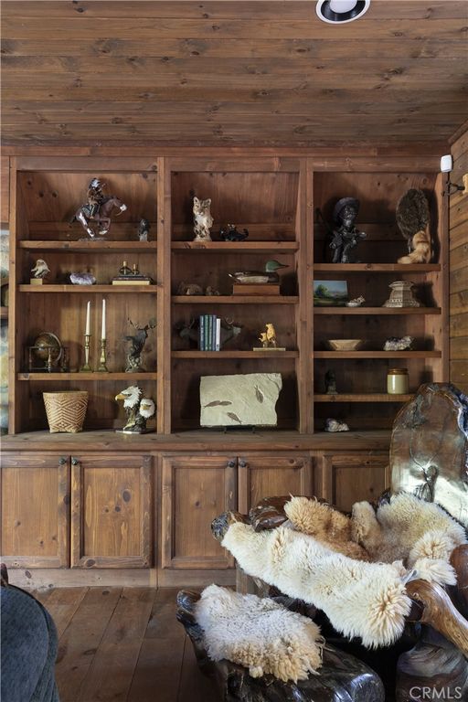 Image 24 of property listing at 27710 West Shore Road, Lake Arrowhead, CA 92352