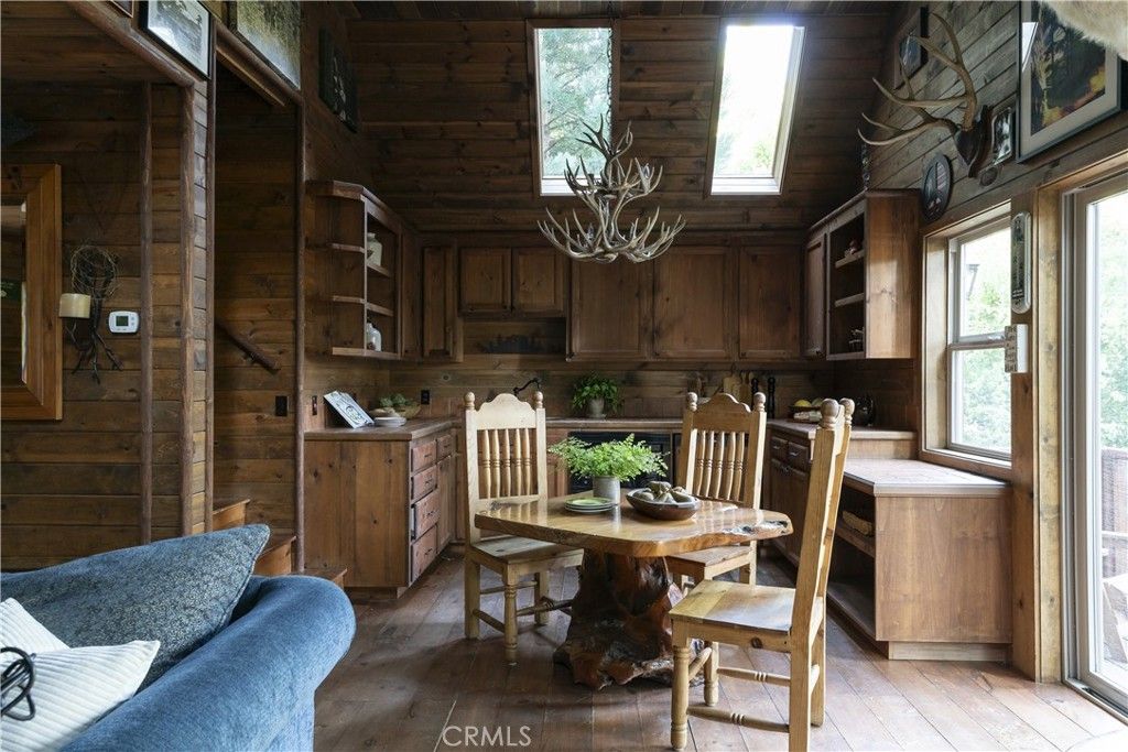 Image 25 of property listing at 27710 West Shore Road, Lake Arrowhead, CA 92352