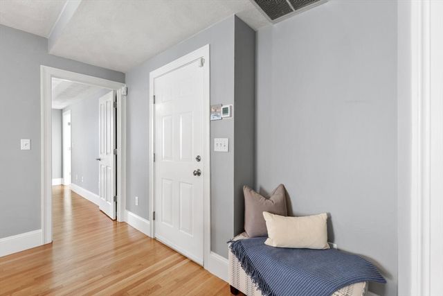 8 Common St 3, Stoneham, MA 02180