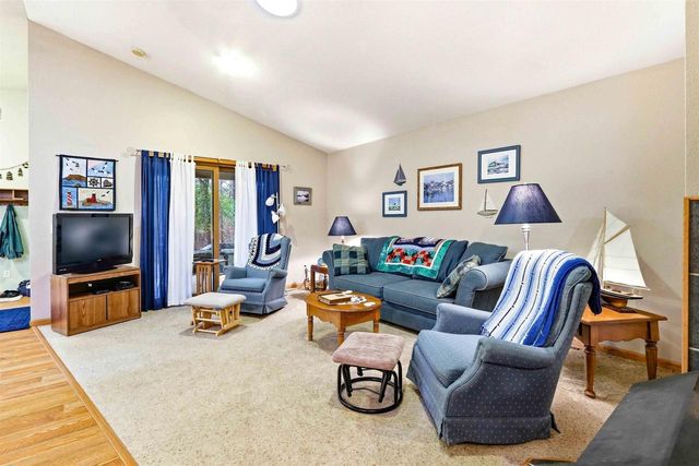 1625 Campfire Road, Nekoosa, WI 54457