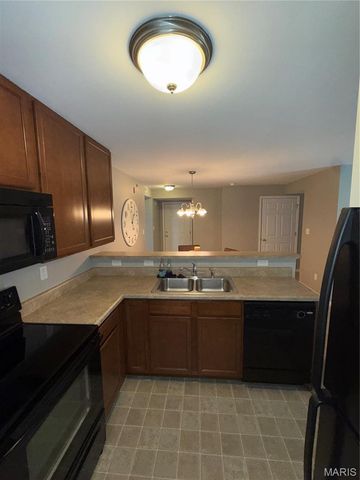 6102 Spring River Drive, O'fallon, MO 63368