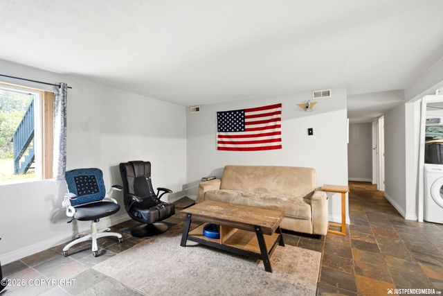 5016 E 24th Avenue, Anchorage, AK 99508