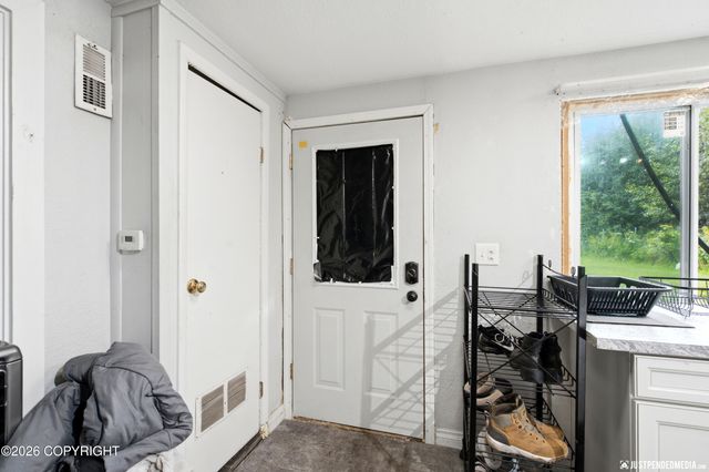 5016 E 24th Avenue, Anchorage, AK 99508