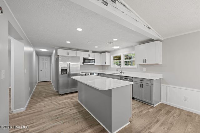 722 Billy Drive, New Bern, NC 28562