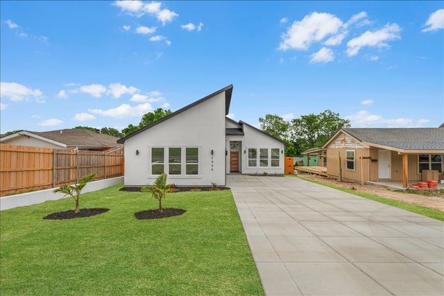 2906 Roosevelt Avenue, Fort Worth, TX 76106