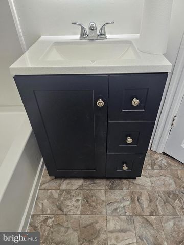 427 OAK ST, Coatesville, PA 19320