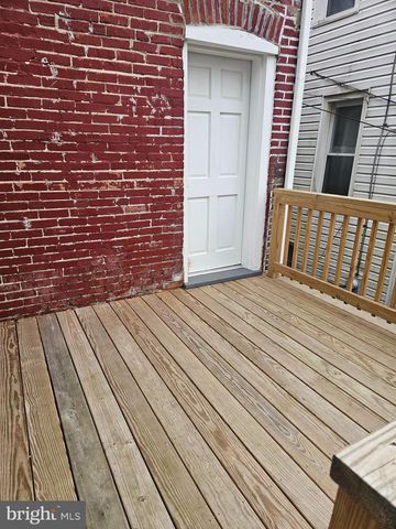 427 OAK ST, Coatesville, PA 19320