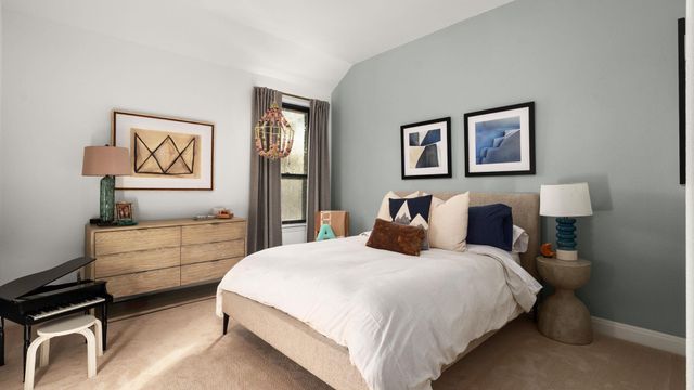 734 Bridge Water LOOP, Dripping Springs, TX 78620