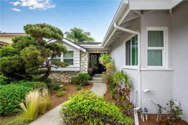 3461 Marna Avenue, Long Beach, CA 90808