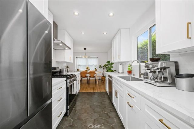 3461 Marna Avenue, Long Beach, CA 90808