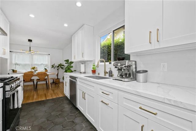 3461 Marna Avenue, Long Beach, CA 90808