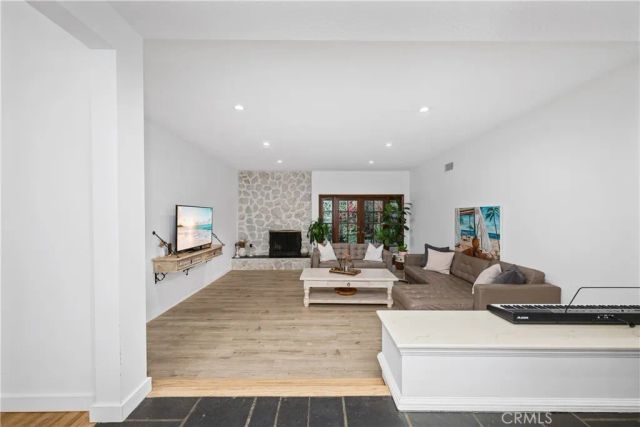 3461 Marna Avenue, Long Beach, CA 90808