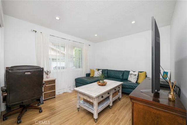 3461 Marna Avenue, Long Beach, CA 90808