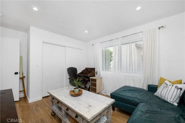 3461 Marna Avenue, Long Beach, CA 90808