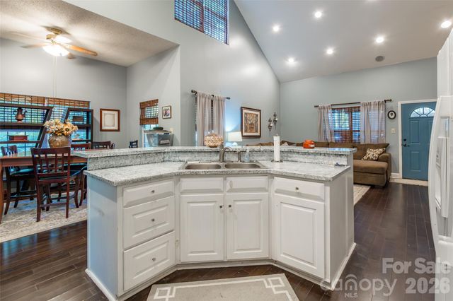 880 Columbia Road, Chester, SC 29706