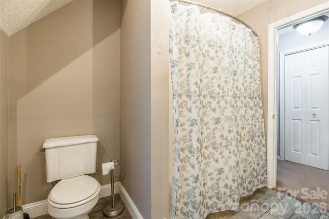 880 Columbia Road, Chester, SC 29706