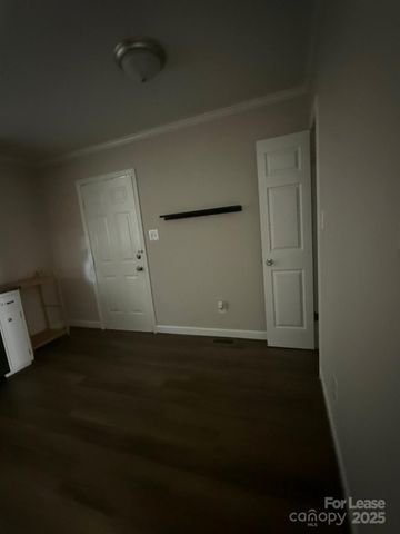 705 Oakshade Avenue, Kannapolis, NC 28083