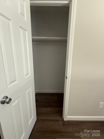 705 Oakshade Avenue, Kannapolis, NC 28083