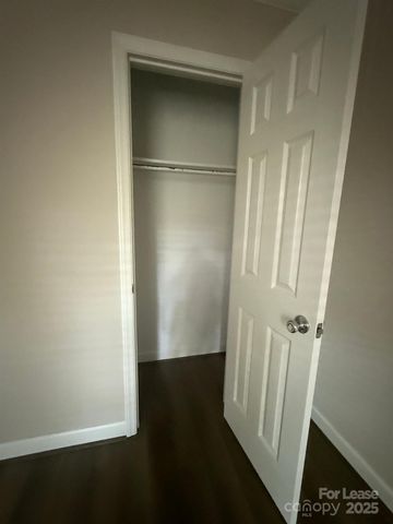 705 Oakshade Avenue, Kannapolis, NC 28083