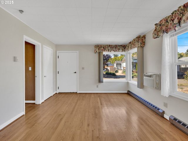 6226 Se 71ST Ave, Portland, OR 97206