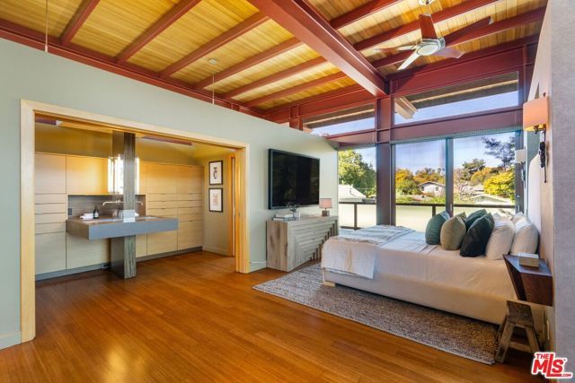 1104 Mission Street, South Pasadena, CA 91030