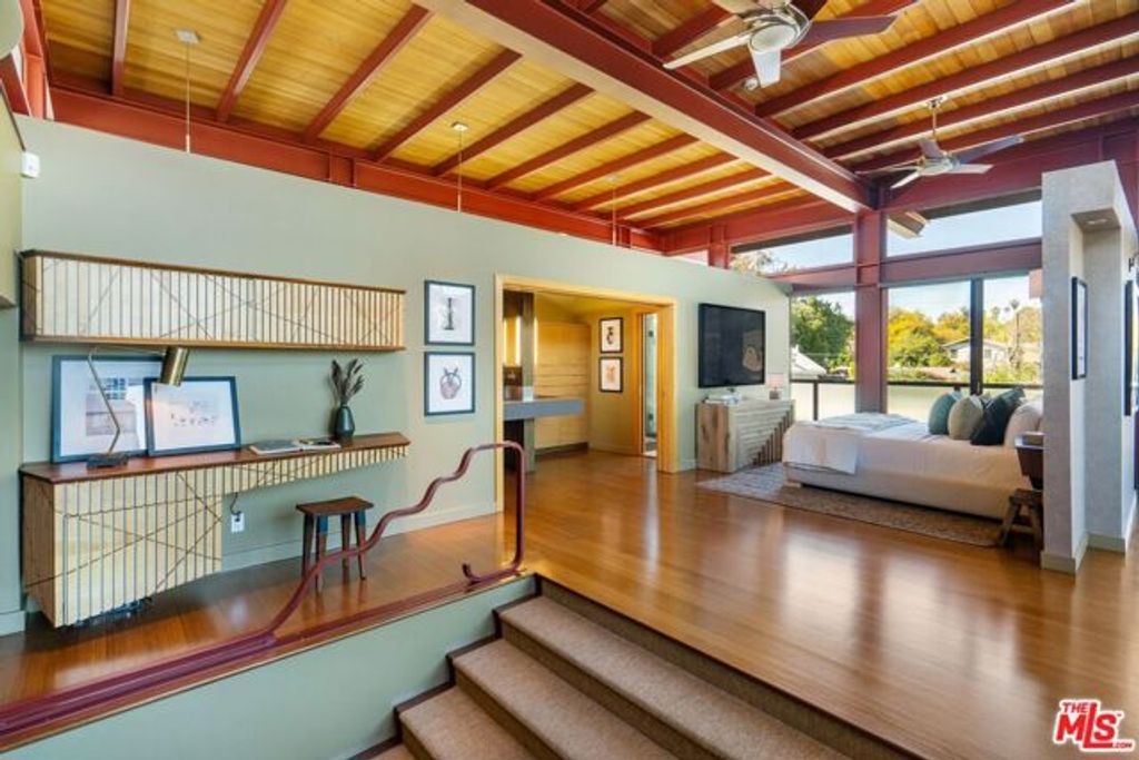 1104 Mission Street, South Pasadena, CA 91030