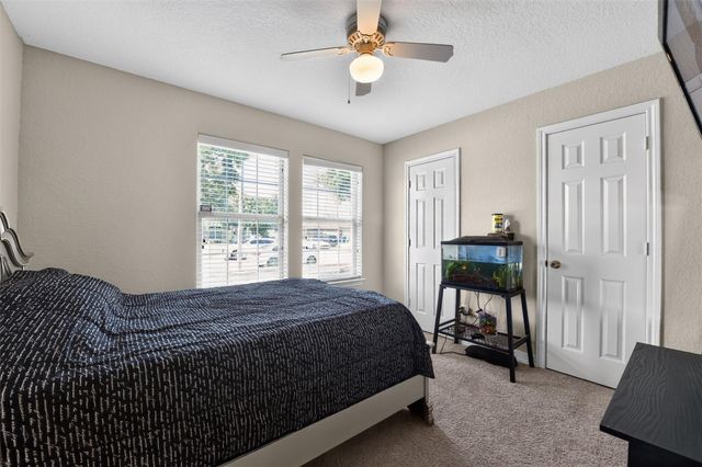 606 27th Avenue N, Texas City, TX 77590