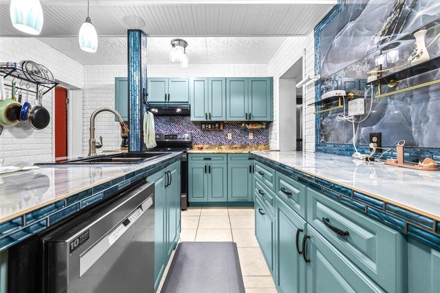 1907 27TH STREET W, Bradenton, FL 34205