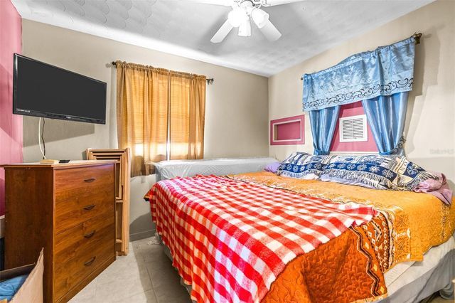 1907 27TH STREET W, Bradenton, FL 34205