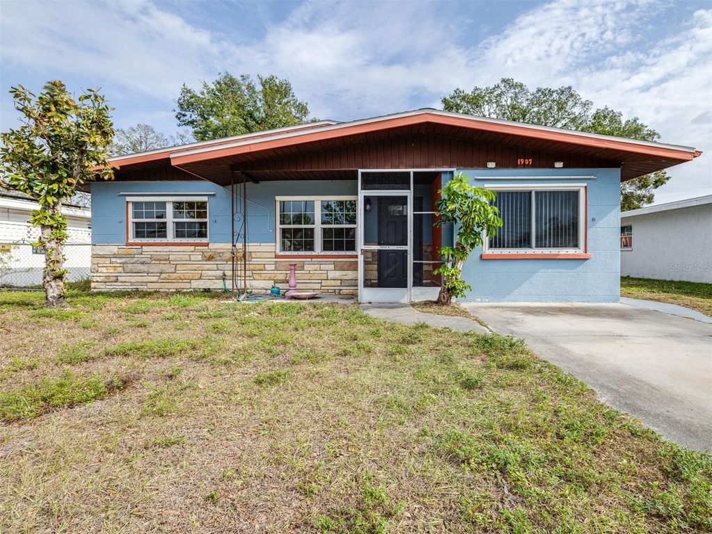 1907 27TH STREET W, Bradenton, FL 34205