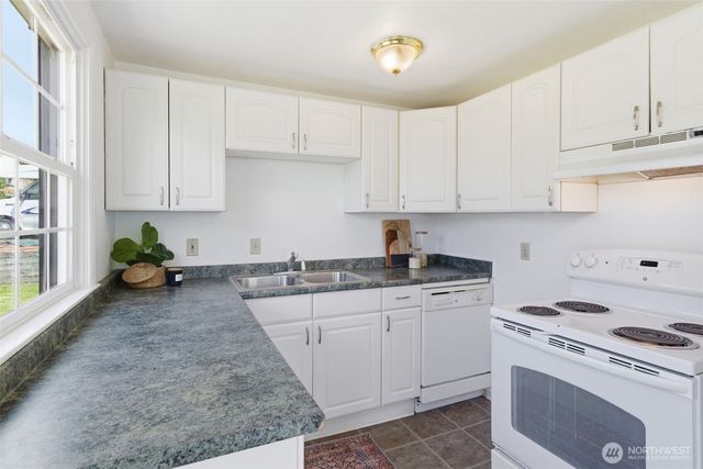 7306 S 115th Street, Seattle, WA 98178