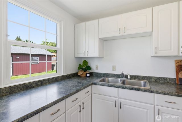7306 S 115th Street, Seattle, WA 98178