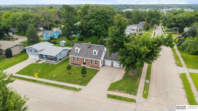 3105 N 97 Street, Omaha, NE 68134