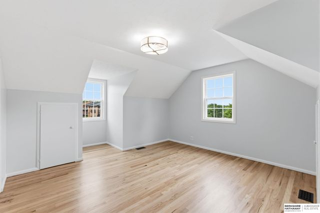 3105 N 97 Street, Omaha, NE 68134