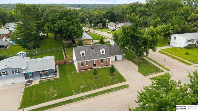 3105 N 97 Street, Omaha, NE 68134