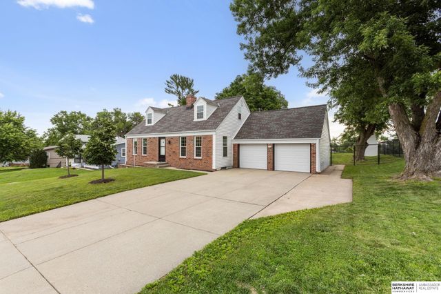 3105 N 97 Street, Omaha, NE 68134