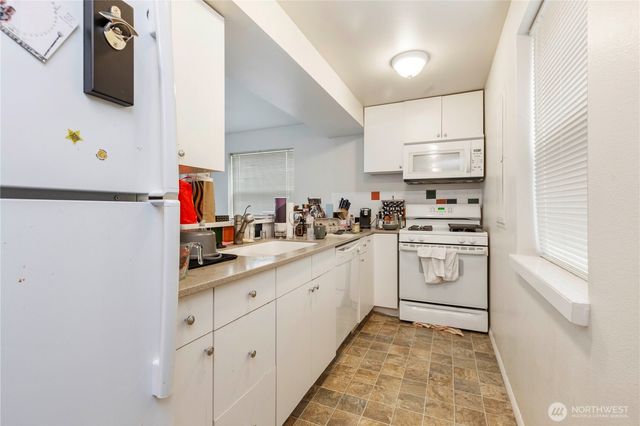 6512 Phinney Avenue N, Seattle, WA 98103