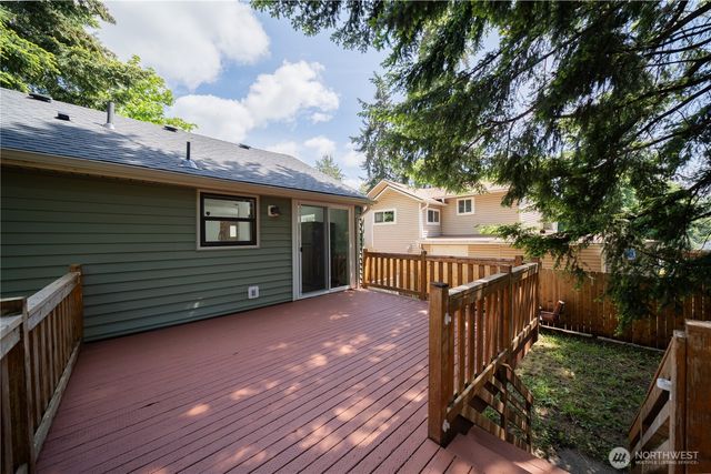 24251 26th Place S, Des Moines, WA 98198