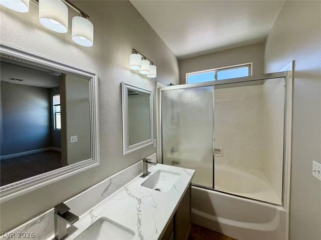 3566 Famiglia Drive, Las Vegas, NV 89141