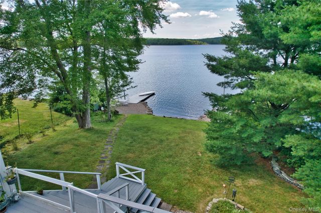 20 Sunset Point, Wurtsboro, NY 12790