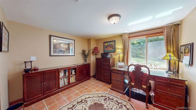 20 Sunset Point, Wurtsboro, NY 12790