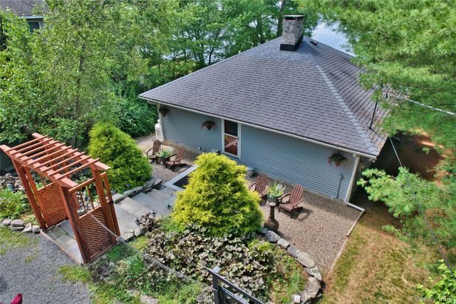 20 Sunset Point, Wurtsboro, NY 12790