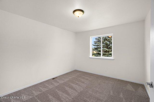 10928 N Krest CT, Hayden, ID 83835