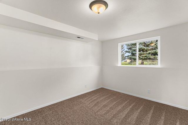 10928 N Krest CT, Hayden, ID 83835