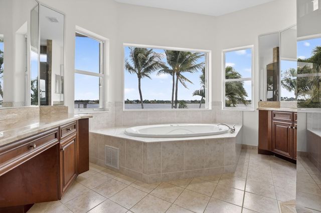 1071 SW 171st Terrace, Pembroke Pines, FL 33027