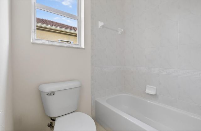 1071 SW 171st Terrace, Pembroke Pines, FL 33027