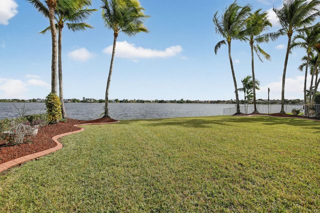 1071 SW 171st Terrace, Pembroke Pines, FL 33027